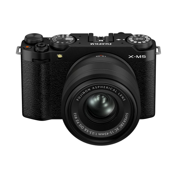 Fujifilm X-M5 + XC 15-45 mm Kit
