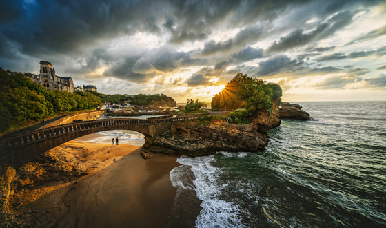 Zwischen Licht und Lavendel: Provence Afterwork Abend by Hannes König