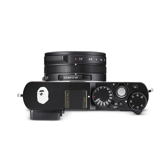 Leica D-Lux 7 “A BATHING APE® х STASH”
