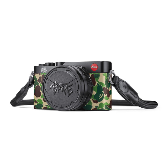Leica D-Lux 7 “A BATHING APE® х STASH”