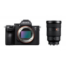  Sony Alpha 7 III (ILCE-7M3) + 24-70mm GM